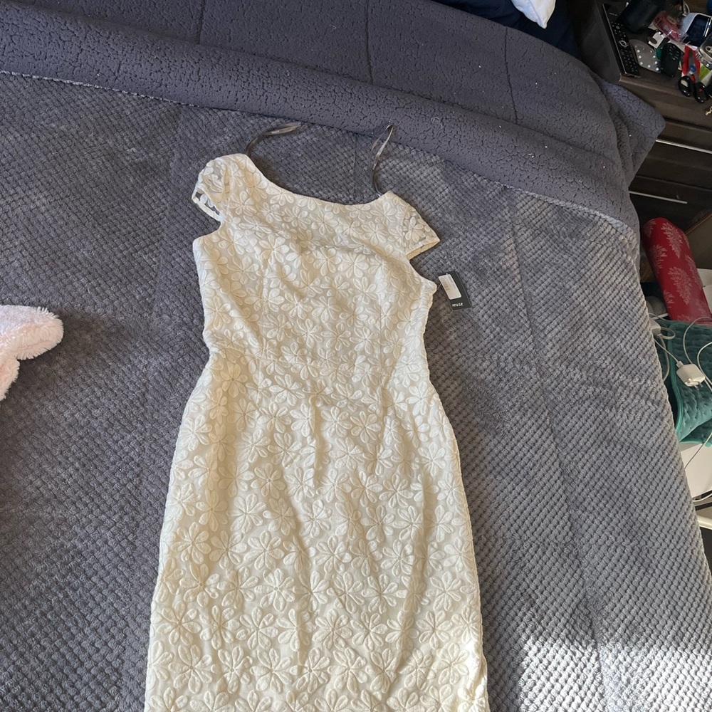 Elegant Cream Floral Midi Dress